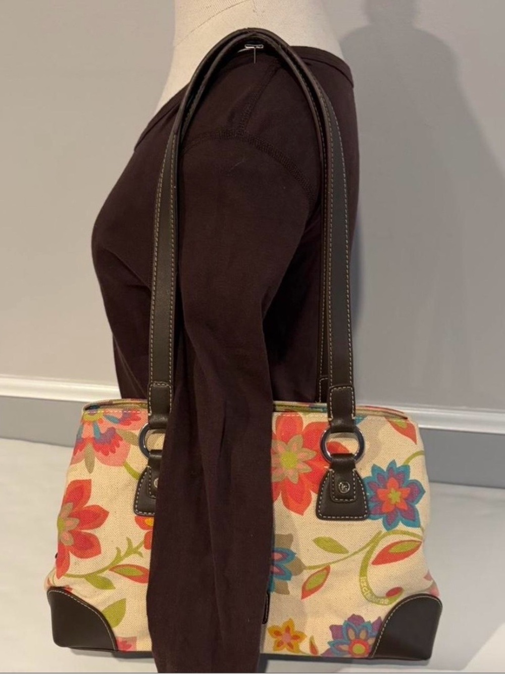 Liz Claiborne Y2K Floral Canvas Shoulder Bag with Brown Trim - Picture 2 of 4